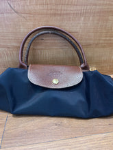 Load image into Gallery viewer, Longchamp
Le Pliage Small Top Handle Handbag
