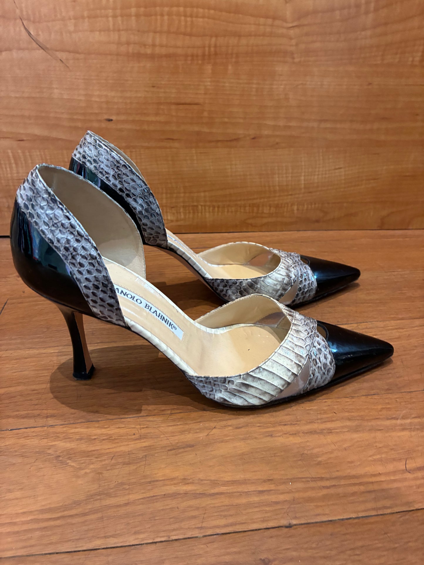 Manolo Blahnik D’Orsay Pumps