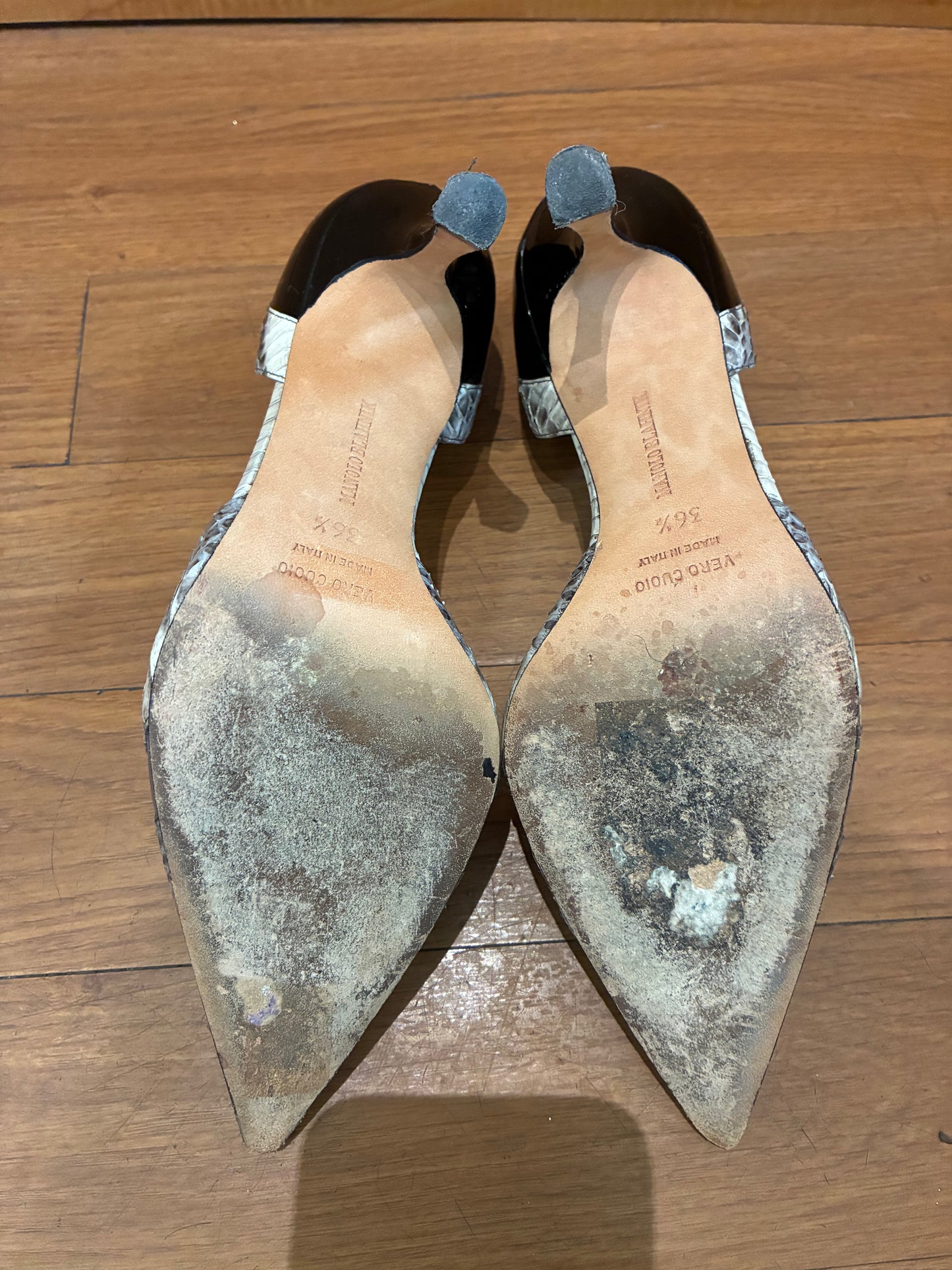 Manolo Blahnik D’Orsay Pumps