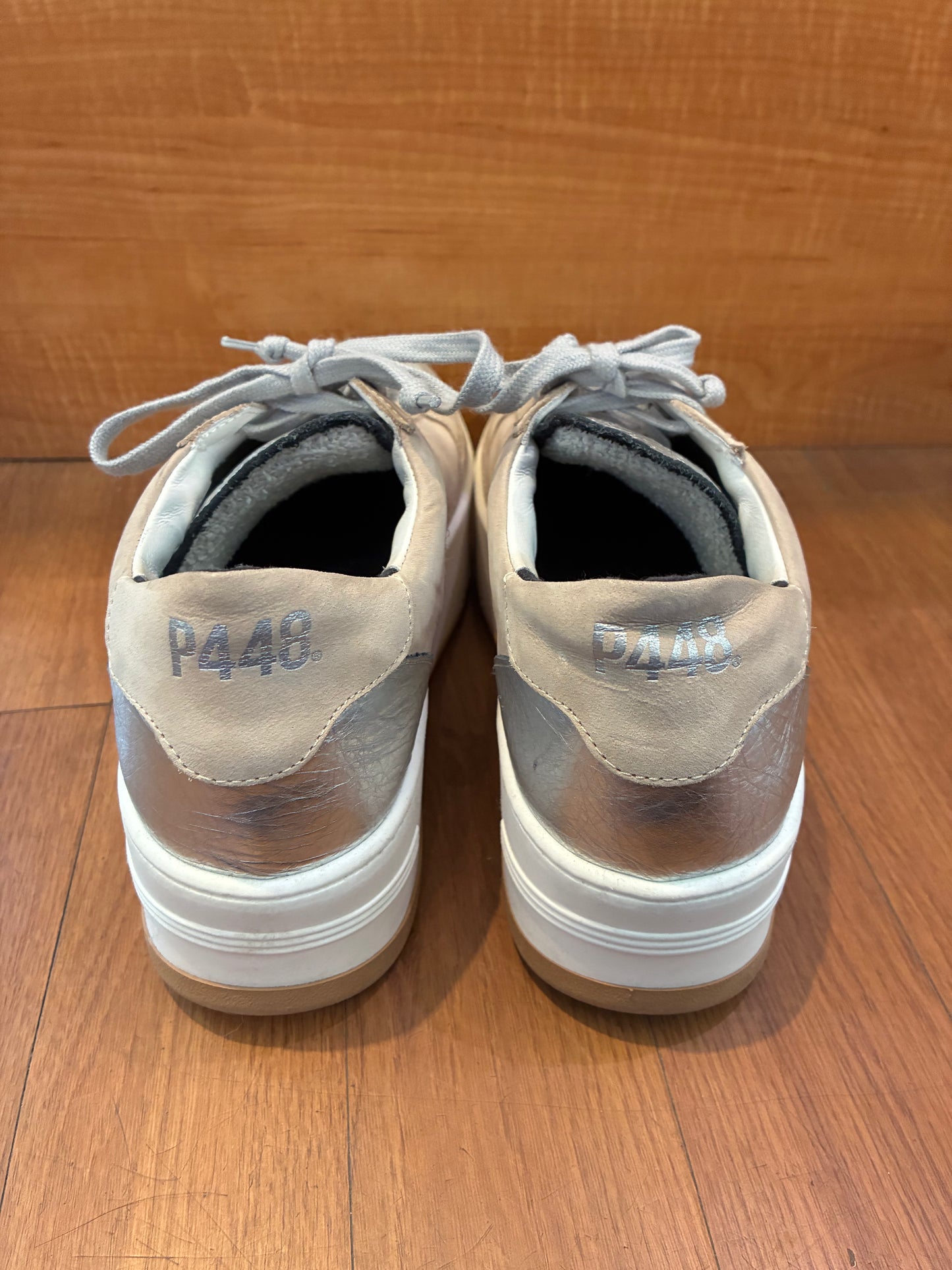 P448 Low Top Lace-Up Sneakers Perforated Beige/Grey White Platform