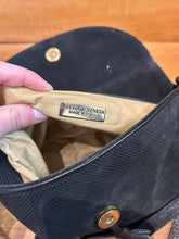 Load image into Gallery viewer, Vintage Bottega Veneta Crossbody Bag
