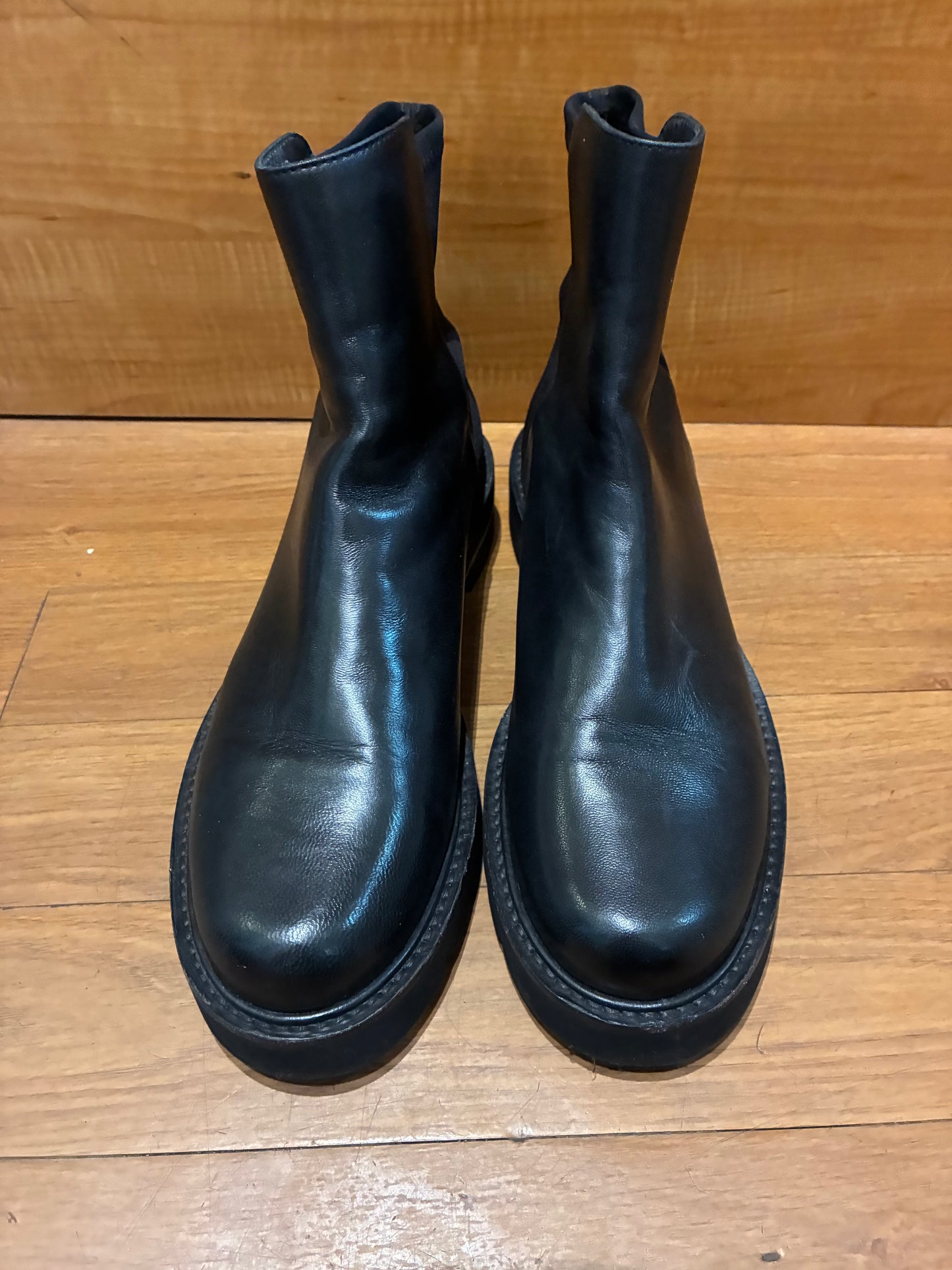 Stuart Weiztman Leather Ankle Boots