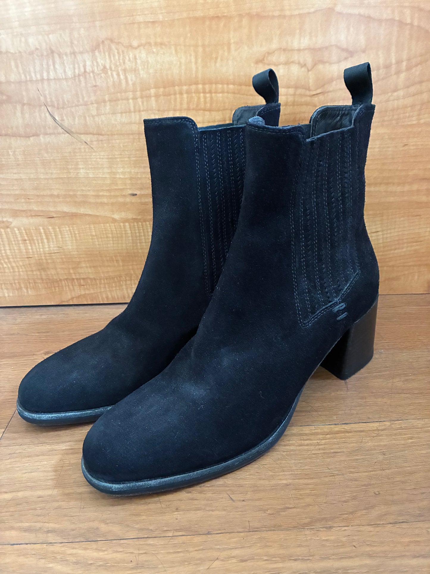 Triver Flight Ankle Boots