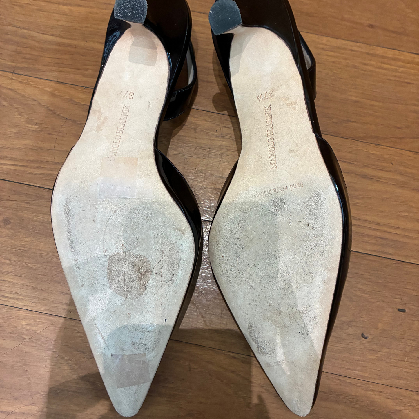 Manolo Blahnik Carolyne Pump