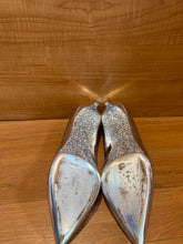 Load image into Gallery viewer, Miu Miu Heels
