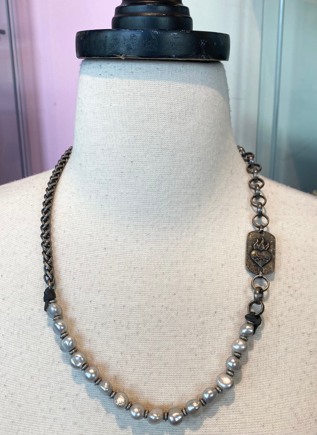 Handmade Pearl Metal Necklace