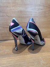 Load image into Gallery viewer, Emilio Pucci Heels

